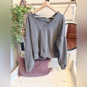 Aerie green sweatshirt